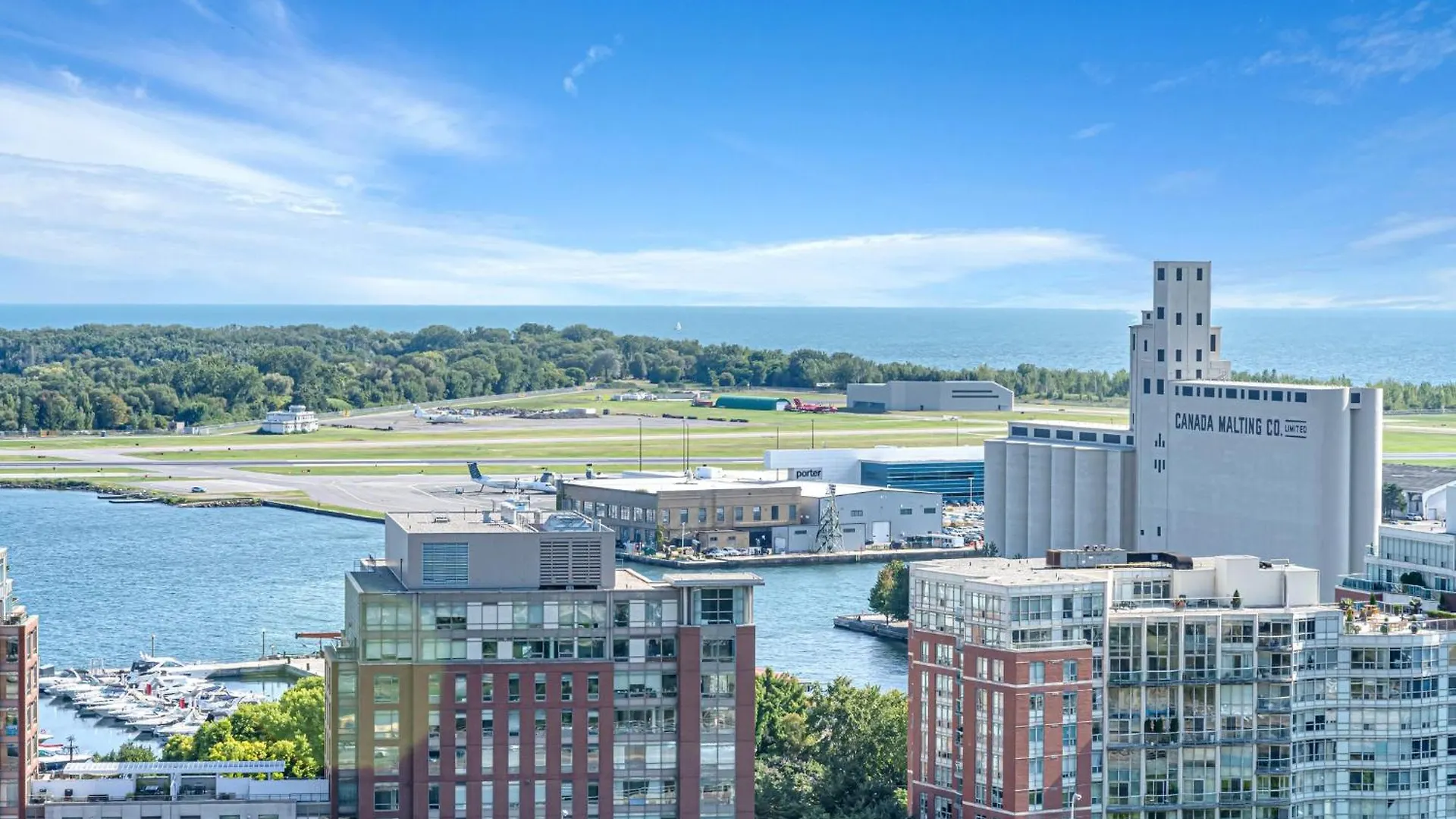 Rentx 3Bedroom Penthouses Near Rogers Centre & Mtcc Toronto