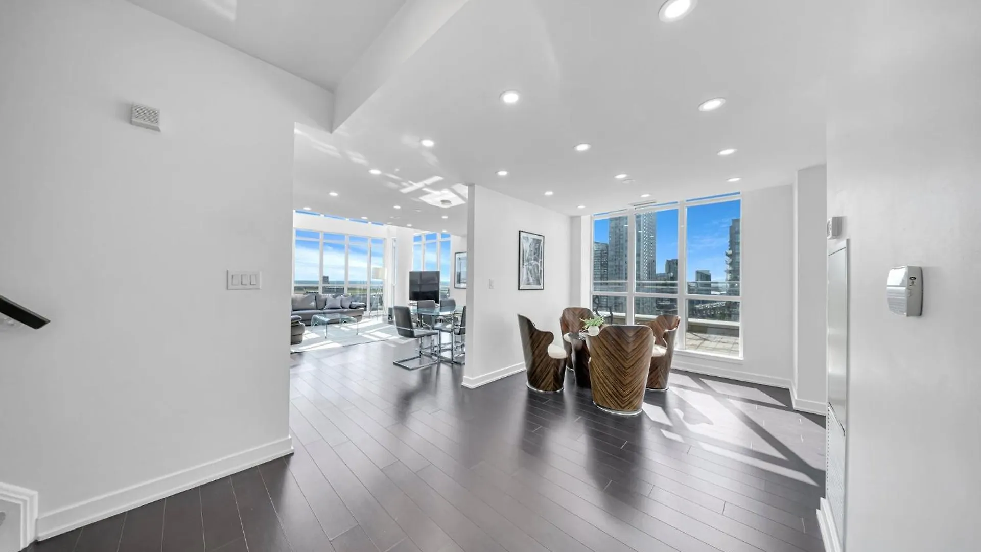 Rentx 3Bedroom Penthouses Near Rogers Centre & Mtcc Toronto Canadá